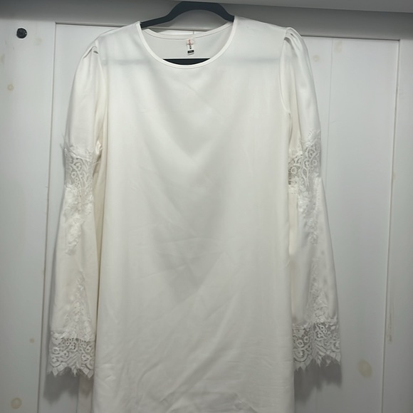 Women’s cream long top - Picture 1 of 5